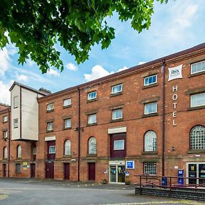 Go2 Burton Upon Trent Central Hotel